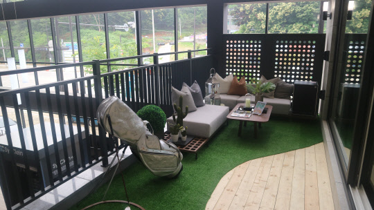 삼송자이더빌리지 견본주택에 마련된 테라스 공간. <이상현 기자>